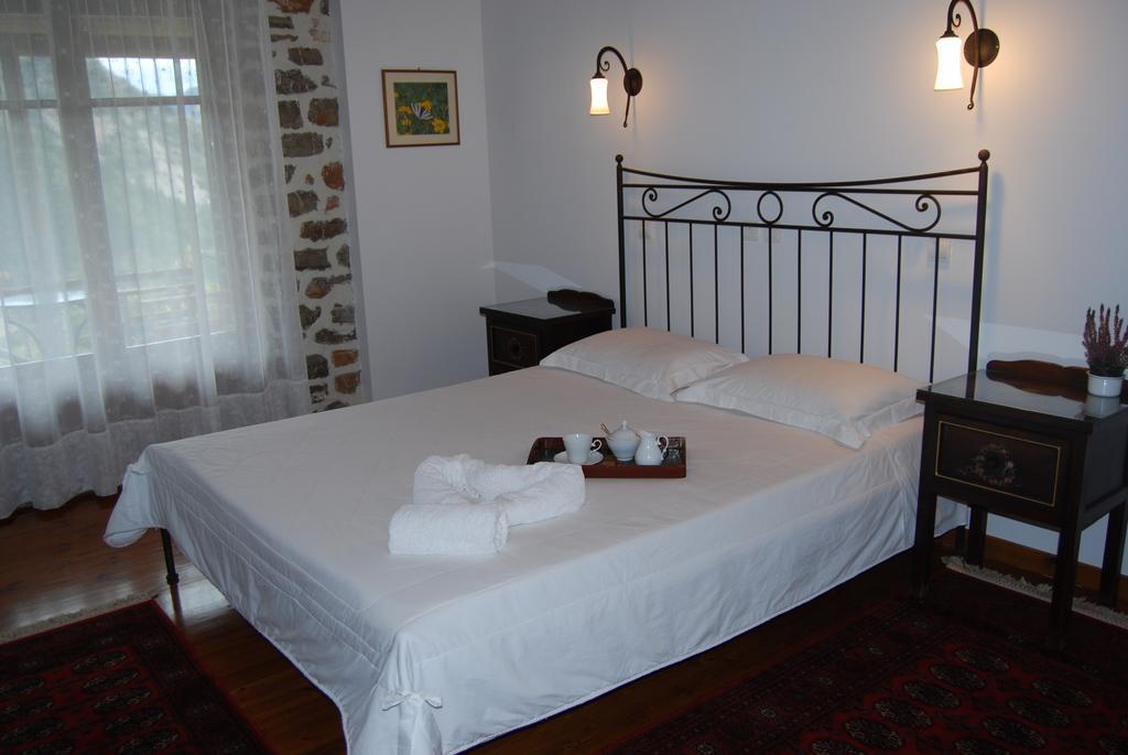 Dryades Guesthouse Ано-Хора Номер фото